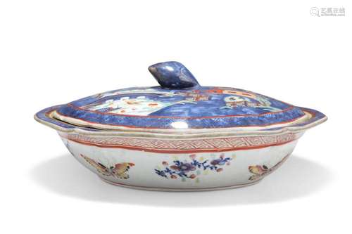 AN 18TH CENTURY CHINESE CLOBBERED TUREEN AND COVER, shaped o...