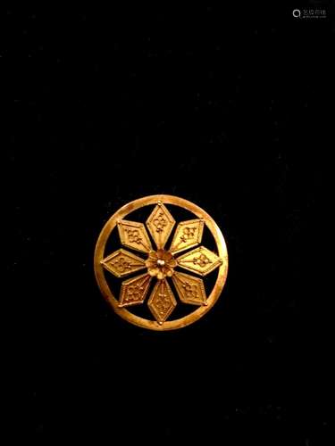 Broche ronde en or jaune 18K (750°/00) à motifs de losanges ...