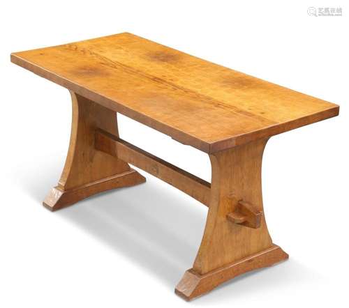 WILF HUTCHINSON, A SQUIRRELMAN OAK DINING TABLE, the dowelle...