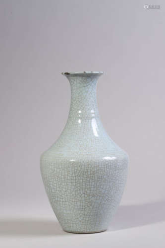 Guan Type Baluster Vase