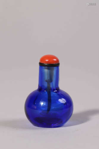 Blue Glass Tianqiuping Snuff Bottle