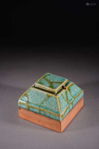 A CHINESE GREEN GLAZED SQUARE SEAL
