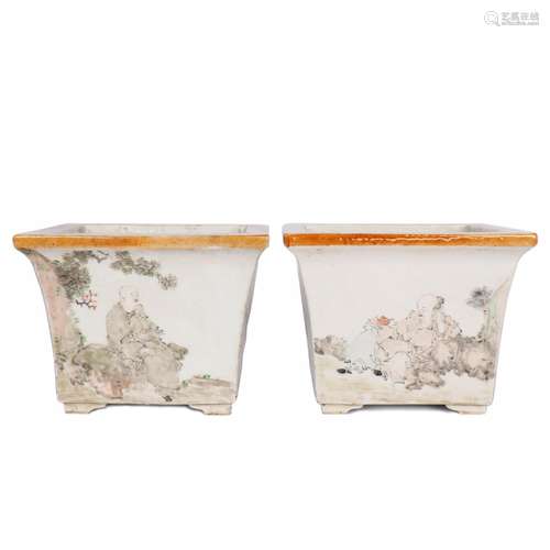 A Pair Of Chinese Famille Rose Porcelain Flower Pots