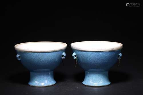 A PAIR OF CHINESE BLUE GLAZED VESSELS