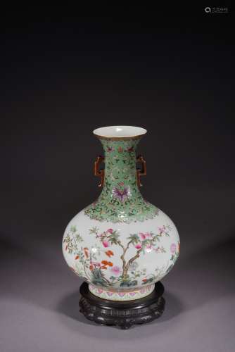 A CHINESE FAMILLE ROSE PEACH AND LINGZHI VASE