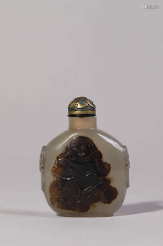 Carved Agate Liuhai and His Toad Snuff Bottle