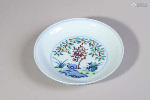 Doucai Glaze Peaches Plate