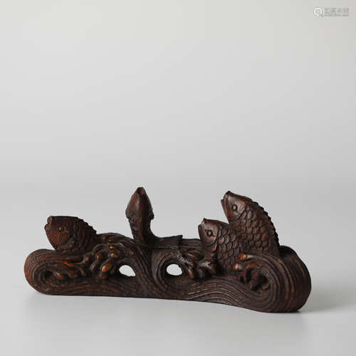 Bamboo carved pen holder