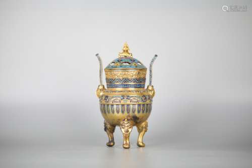 Three-legged enamel-bronze gilt furnace, Qianlong