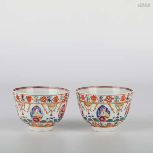 Pair of Chinese porcelain teacups, Qing