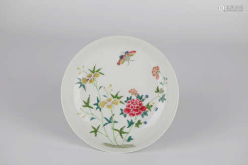 Chinese floral pattern porcelain plate，17th
