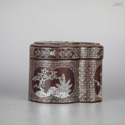 Ancient lacquer box (Japan)