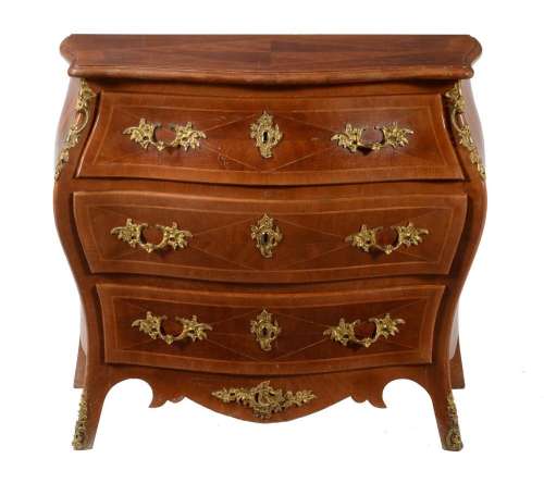 Y A French chestnut and kingwood banded commode in Louis XV/...