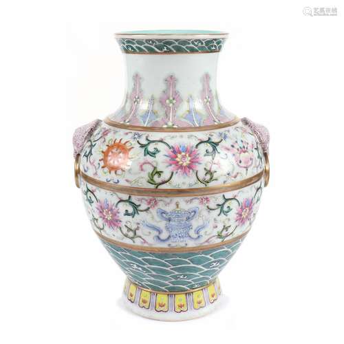 A Chinese Famille Rose Porcelain Vase