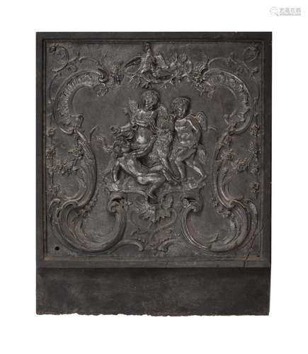 A French cast iron fire back