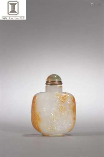 A Chinese Carved Jade Snuff Bottle with Calligraphy