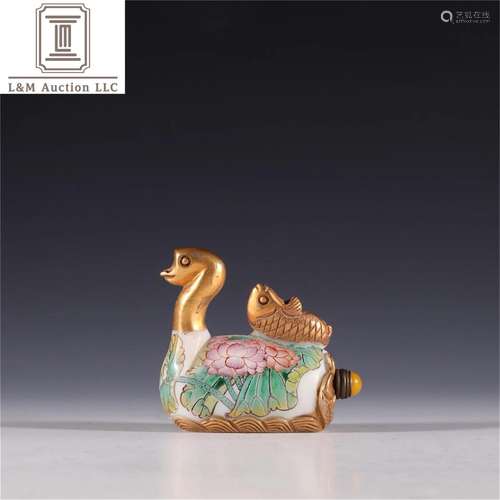 A Chinese Peking Glass Goose Shaped Snuff Bottle