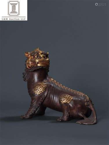 A Chinese Gilt Bronze Beast Ornament/Decoration