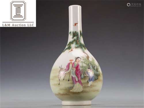 A Chinese Famille Rose Porcelain Long Neck Vase