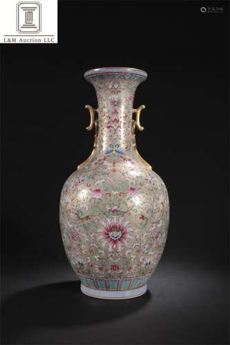 A Chinese Famille Rose Porcelain Flower Vase