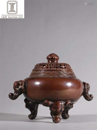 A Chinese Dou-Cai Glazed Wine Container with Dragon