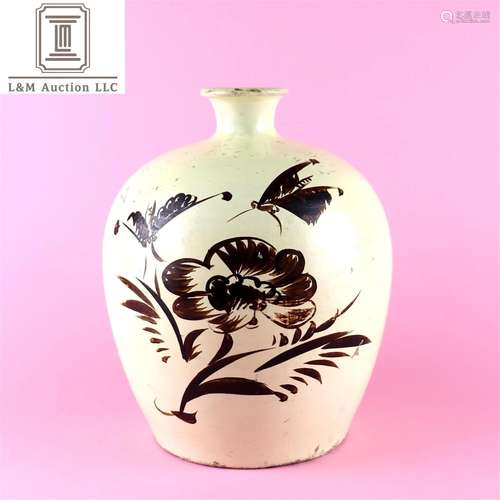 A Chinese Cizhou Glazed Porcelain Meiping Vase