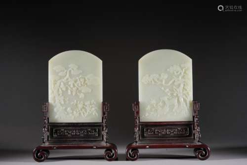 A Pair Of White Jade Flowers And Birds Table Screen