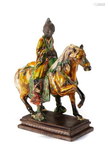 Figura oriental a cavalo, grupo escultórico