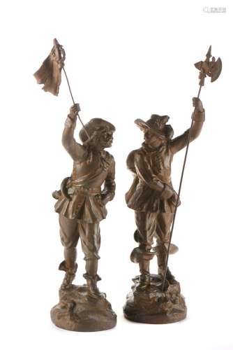 Duas de esculturas de soldados em antimónio (2)