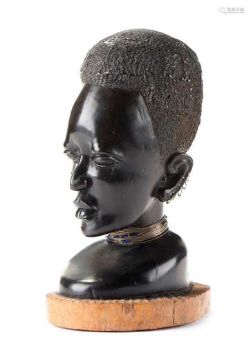 Cabeça de figura africana, escultura