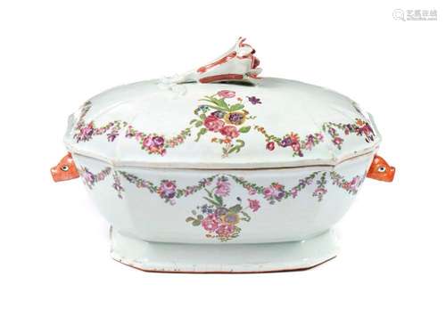 Terrina com tampa em porcelana chinesa CI