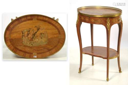 Petite table ovale de style Transition en bois de placage et...