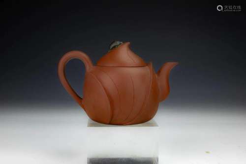 Zisha Yixing Lotus Bud Form Tea Pot