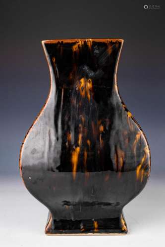 Henan Blackware Tortoise Shell Fanghu Vase, Youxian