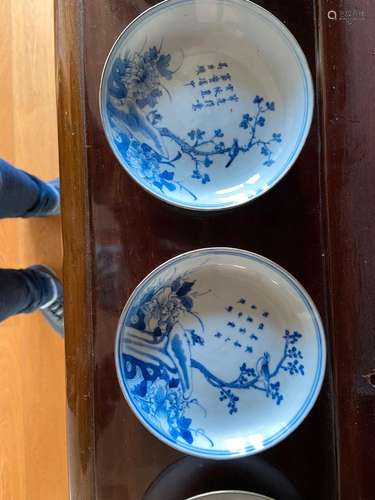 Chine XXème siècle
Réunion de 5 coupelles en porcelaine blan...