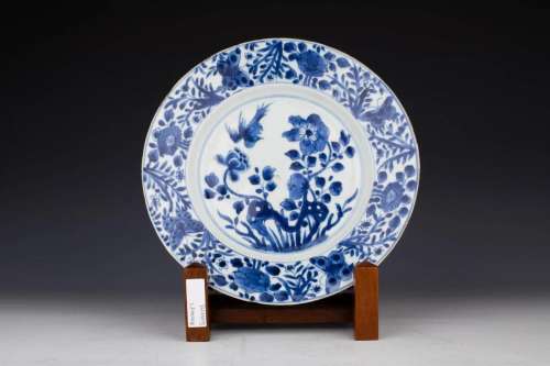 Blue and White Export Kangxi Floral and Bird Dinner