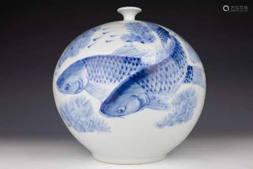 Blue and White Globe Shaped Carp Vase, Useong