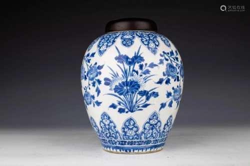 Kangxi Blue and White Lotus Ginger Jar and Cover