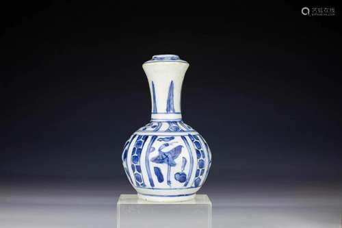 Ming Wanli Kraak Style Blue White Kendi Ewer