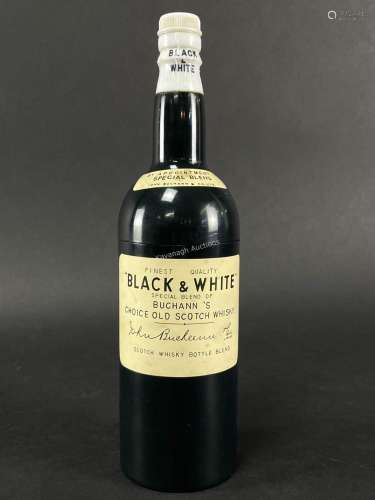 Vintage Cigarette Holder Black White Whisky Bottle