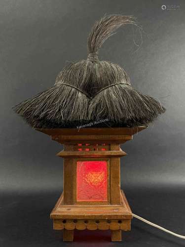 South East Asian Vintage Tiki Hut Table Lamp