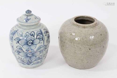 17th / 18th century Chinese blue and white jar and cover wit...