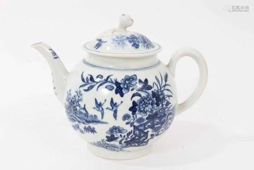 18th century Worcester porcelain teapot