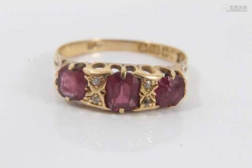 18ct gold ruby and diamond ring