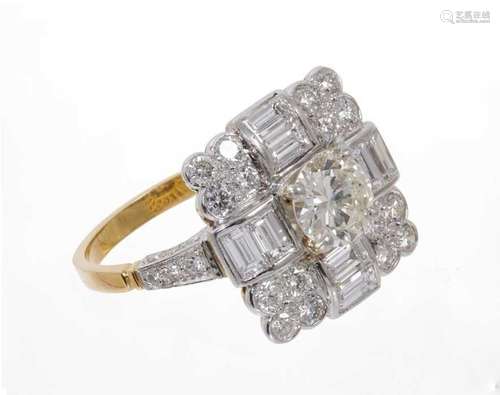 Diamond cluster ring, estimated total diamond weight approxi...