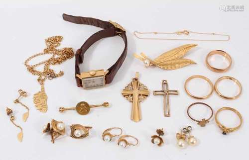 Group of gold jewellery