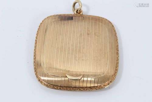 1920s gold pendant locket/pill box of square cushion shape w...