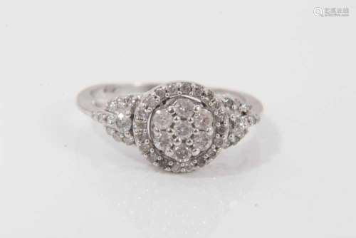 Diamond cluster ring in 9ct white gold setting, 0.50cts