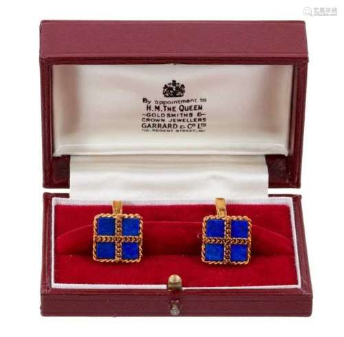 Pair of Gentlemens 18ct gold and lapis cufflinks in box