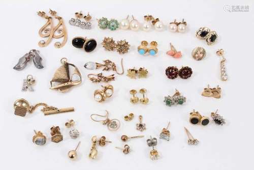 Miscellaneous group of gold and gem set earrings and sundry ...